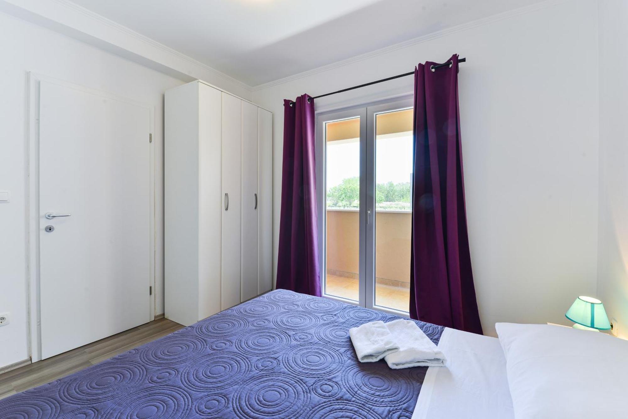 Apartments By The Sea Nin, Zadar - 13172 Szoba fotó
